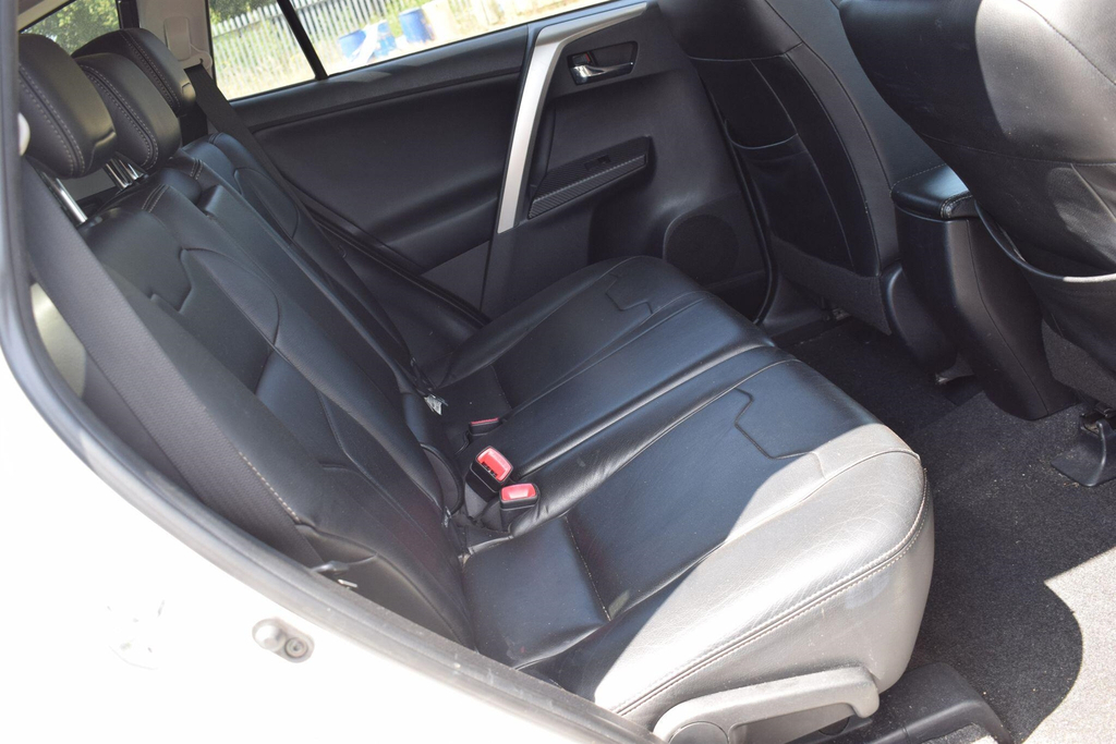 Toyota Rav 4 4 D-4d Icon Red #26