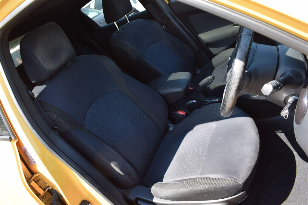 Nissan Juke Tekna White #16