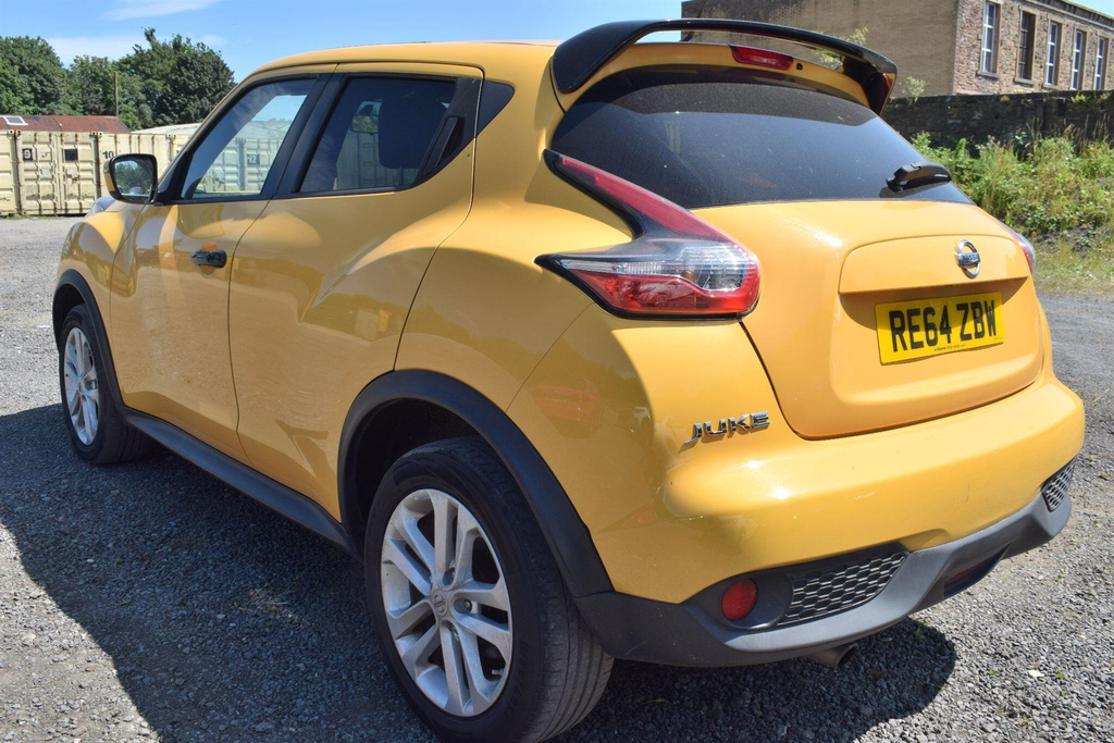 Nissan Juke Tekna White #7