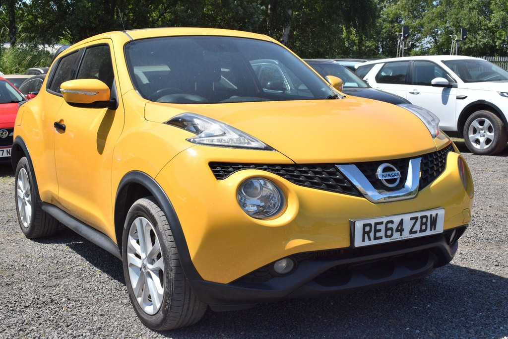 Nissan Juke Tekna White #1