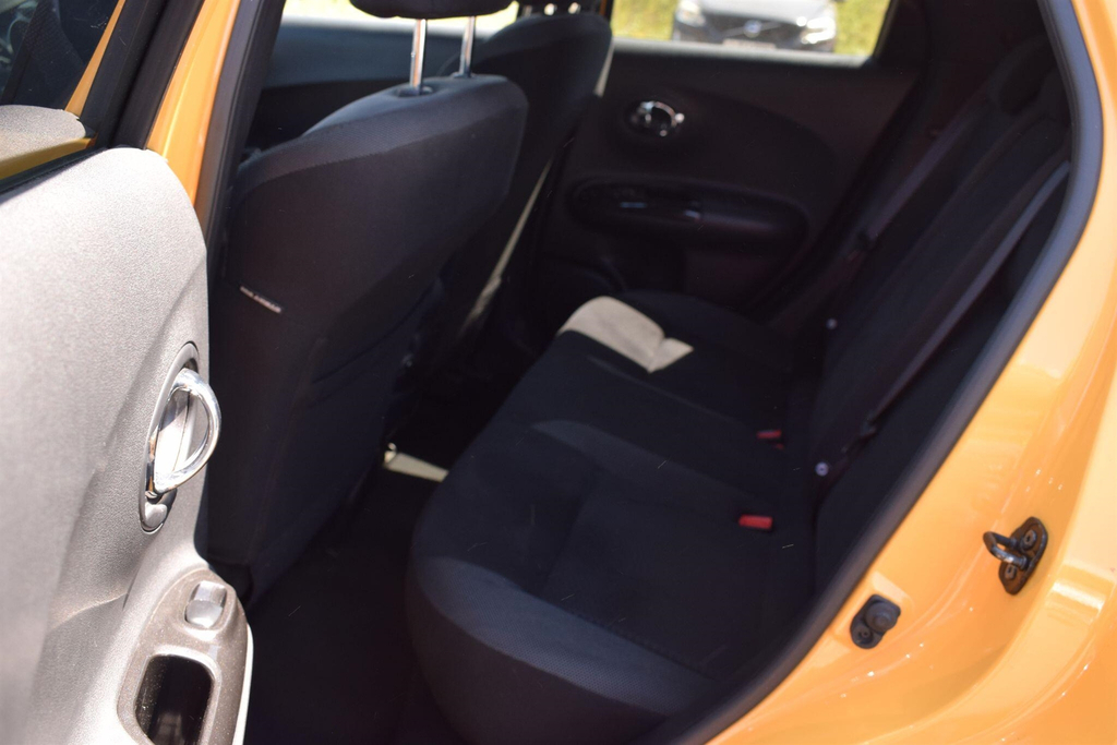 Nissan Juke Tekna White #25