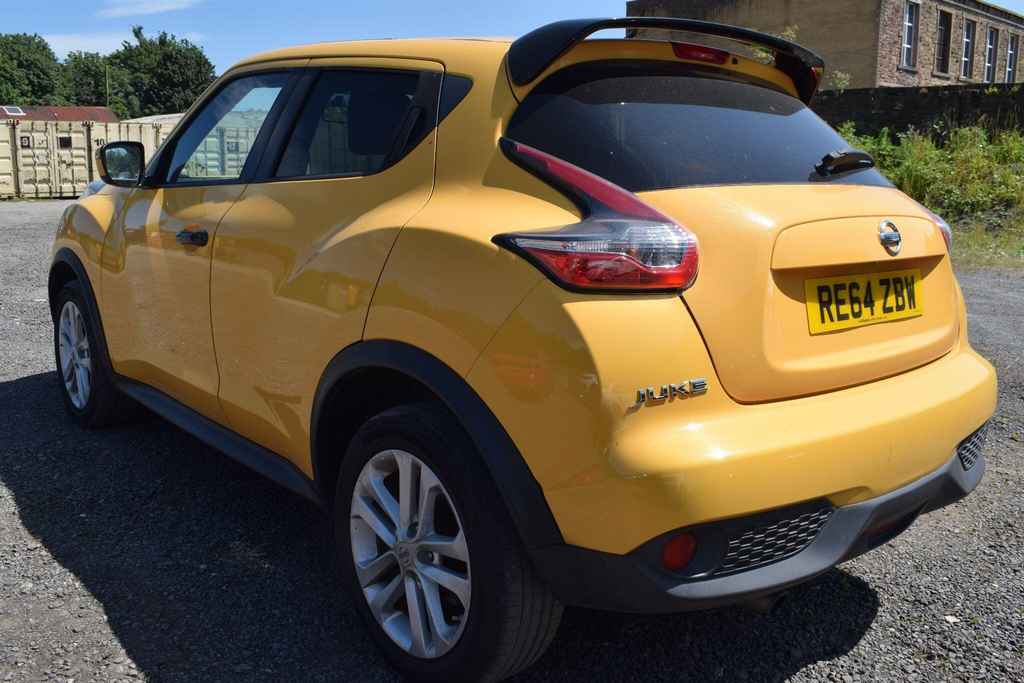 Nissan Juke Tekna White #12
