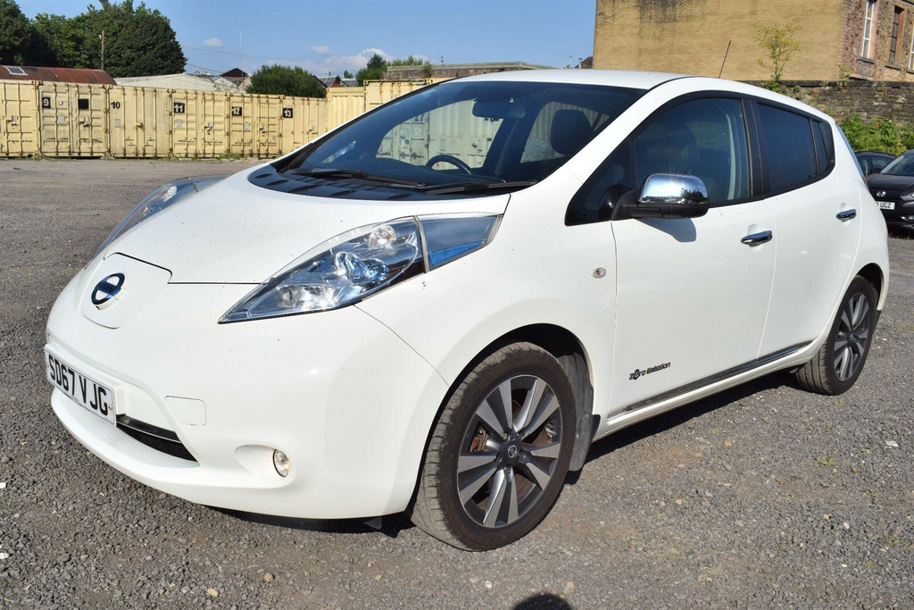 Nissan Leaf Hatchback White #5