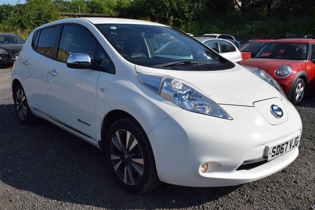 Nissan Leaf 30Kwh Tekna Red #7