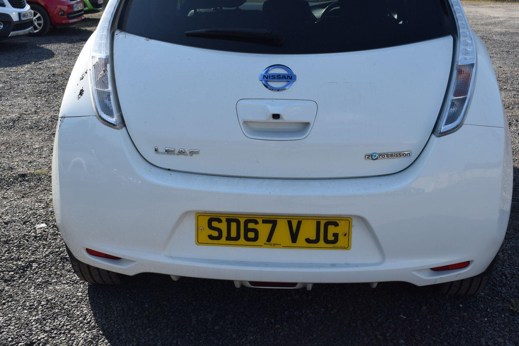 Nissan Leaf 30Kwh Tekna Red #18