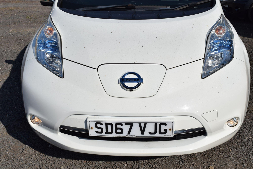 Nissan Leaf 30Kwh Tekna Red #14
