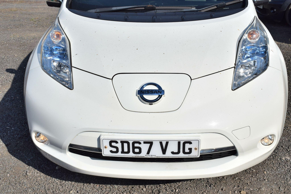 Nissan Leaf 30Kwh Tekna Red #8