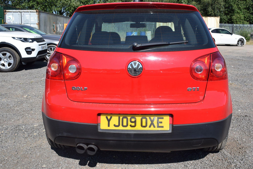 Volkswagen Golf 2.0 Gti Black #21