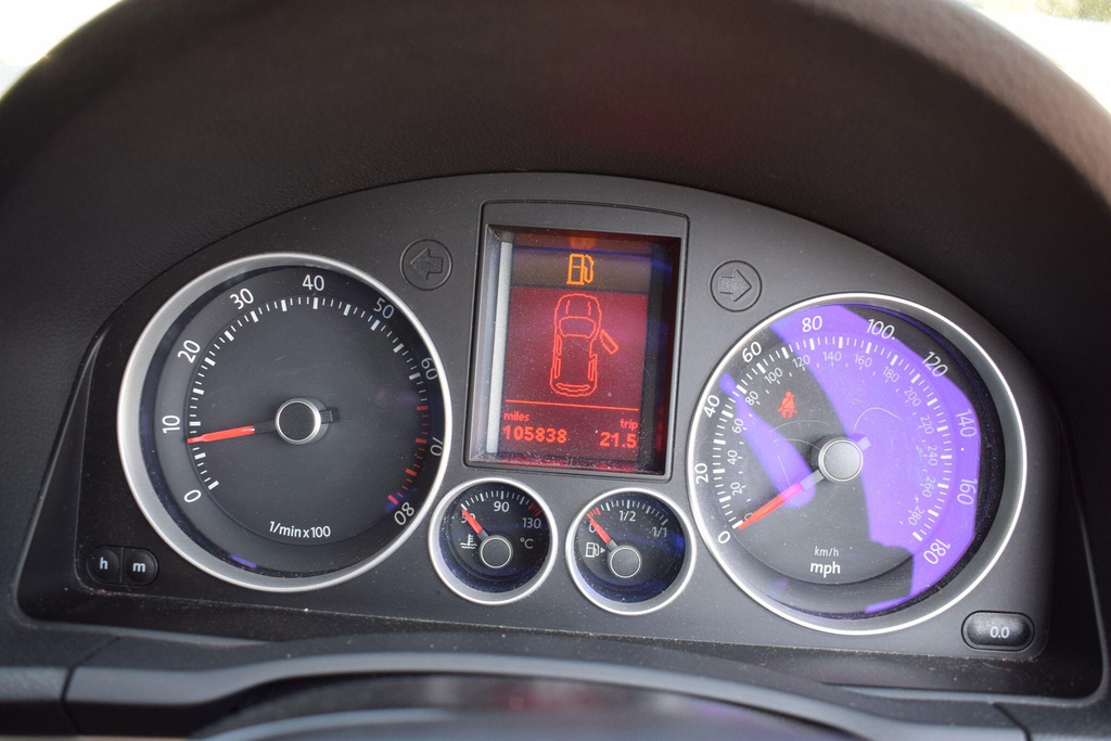 Volkswagen Golf 2.0 Gti Black #33