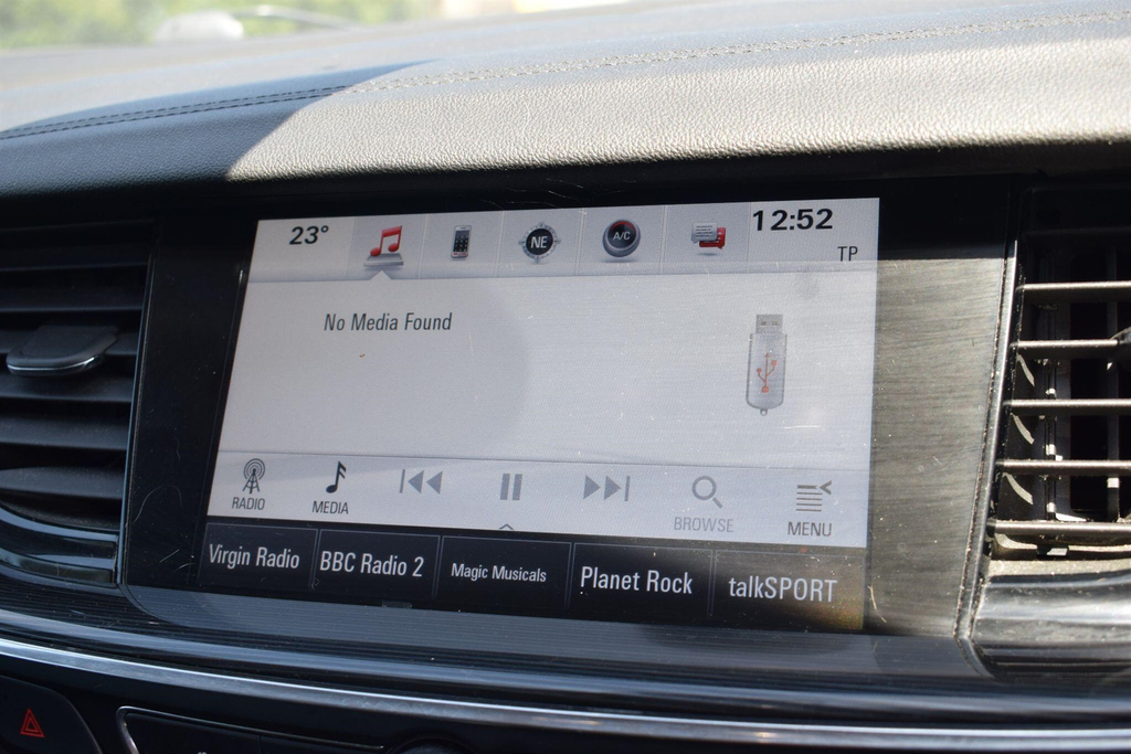 Vauxhall Insignia Insignia Tech Line Nav Ecotec D Red #35