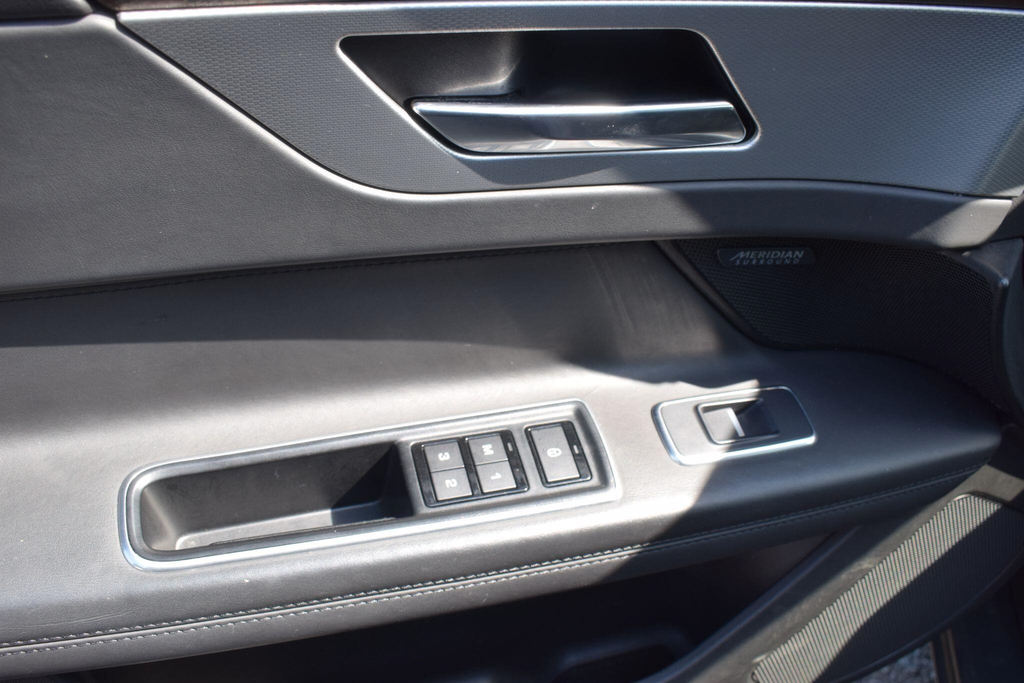 Jaguar XF D Luxury White #24