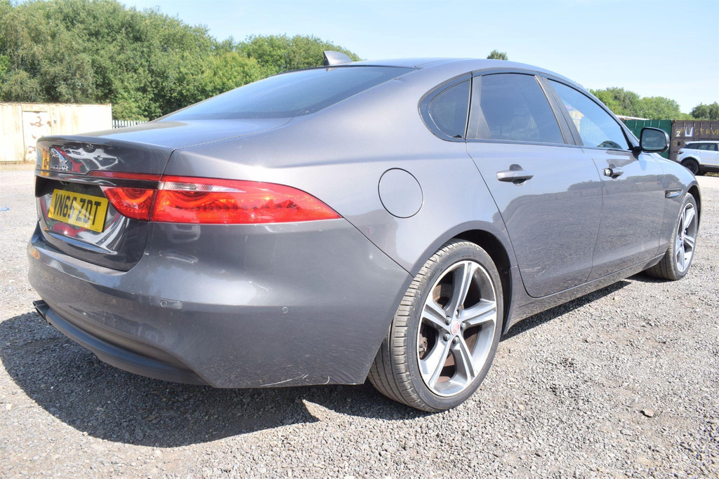 Jaguar XF 2.0D Portfolio Saloon Euro 6 Ss Grey #2