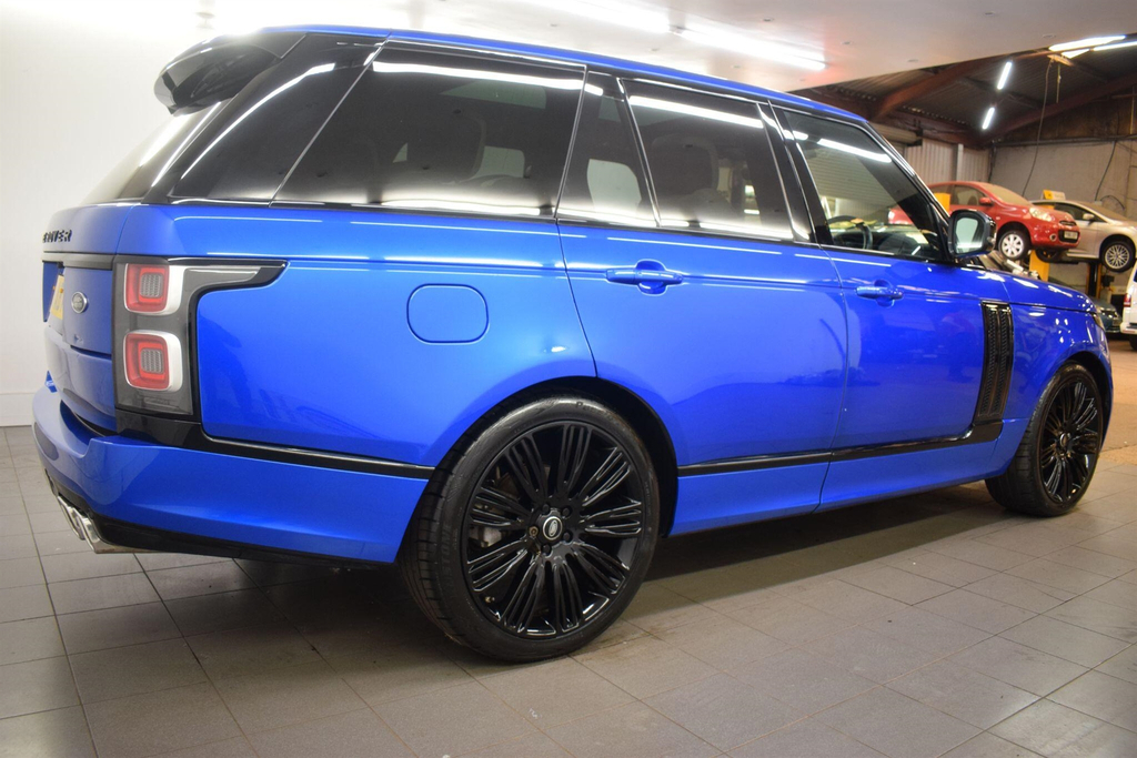 Land Rover Range Rover Vogue Red #8