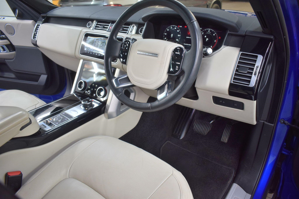 Land Rover Range Rover Vogue Red #37