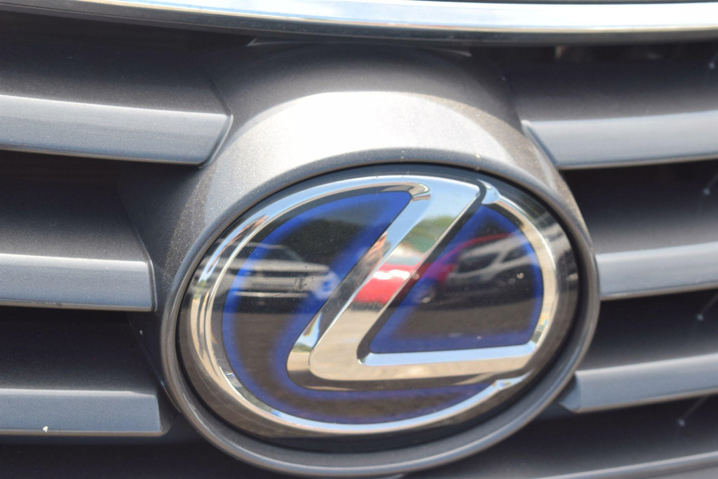 Lexus IS 2.5 Premier E-cvt Euro 6 Ss Silver #6