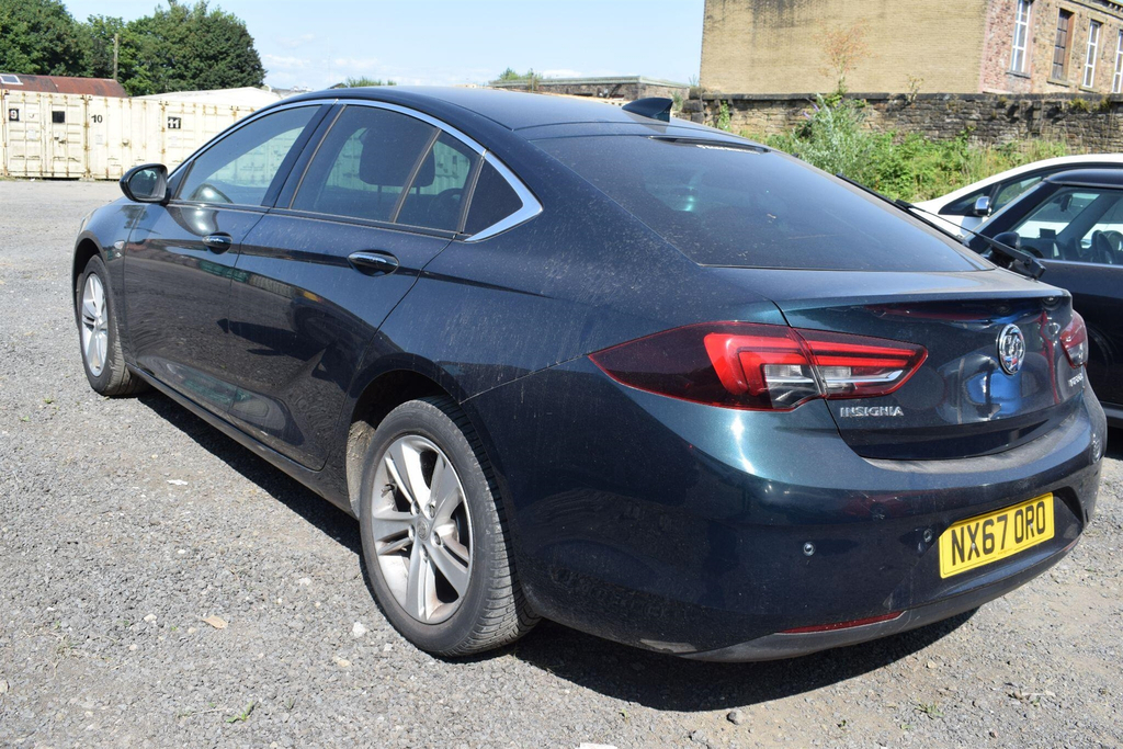 Vauxhall Insignia Estate Green #21