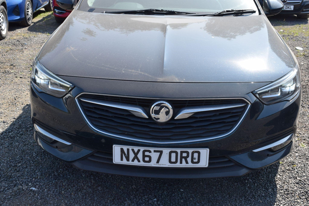 Vauxhall Insignia Estate Green #17