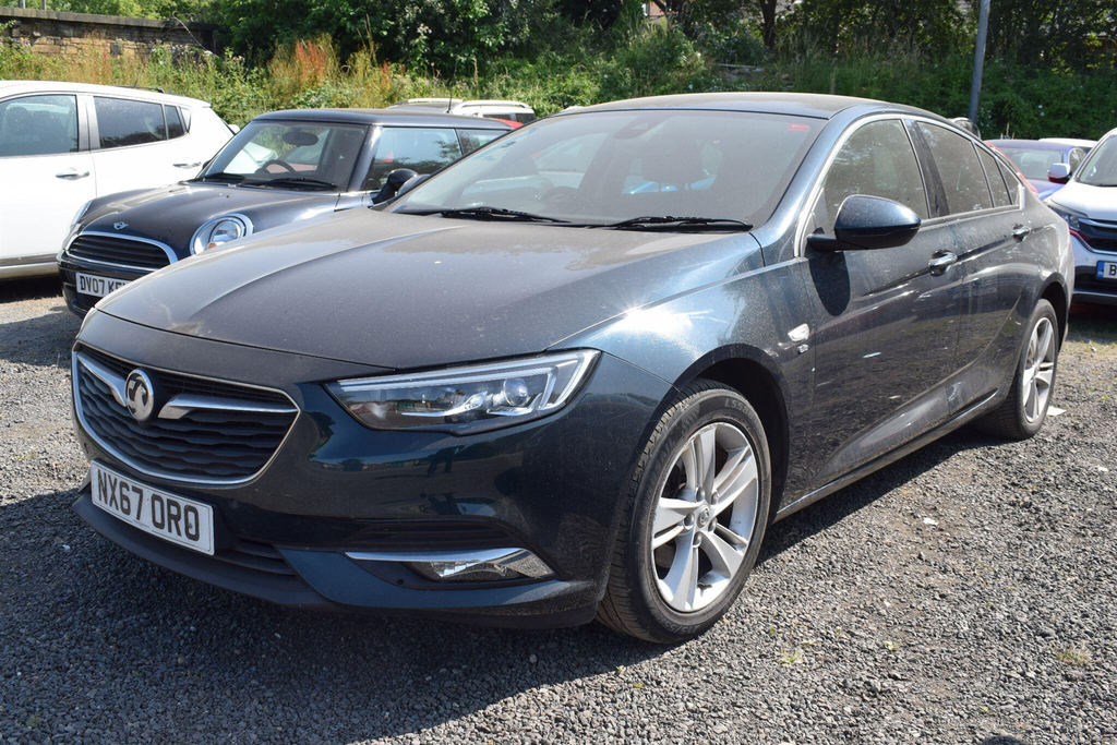 Vauxhall Insignia Estate Green #18