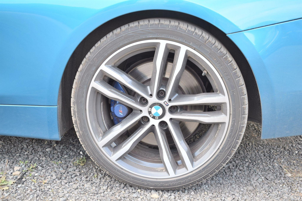 BMW 4 Series M Sport Blue #10