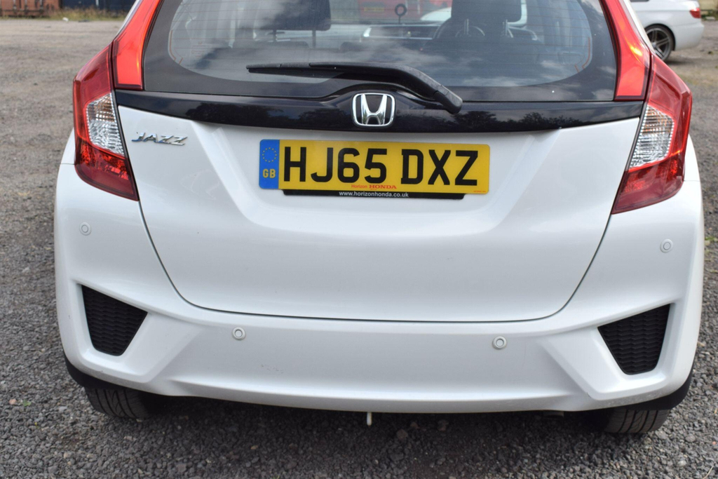 Honda Jazz 1.3 I-vtec Es Black #9