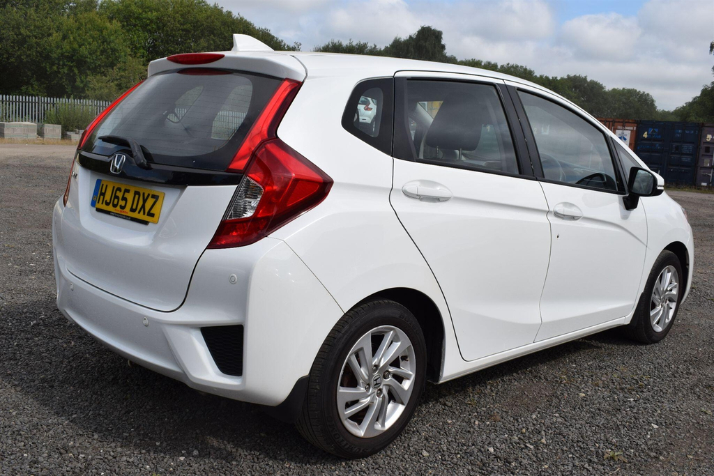 Honda Jazz 1.3 I-vtec Es Black #19