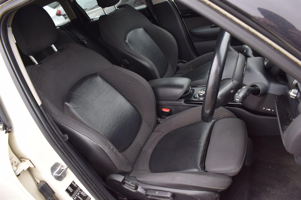 Mini Clubman One D Black #20