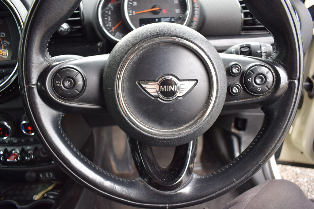 Mini Clubman One D Black #37