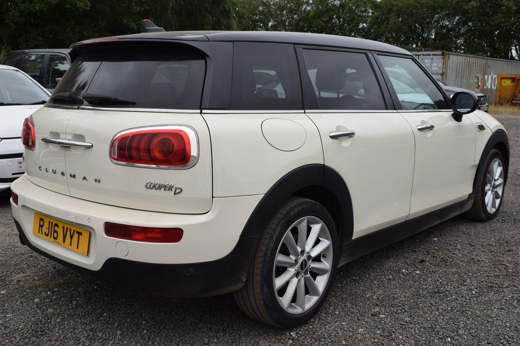 Mini Clubman One D Black #16