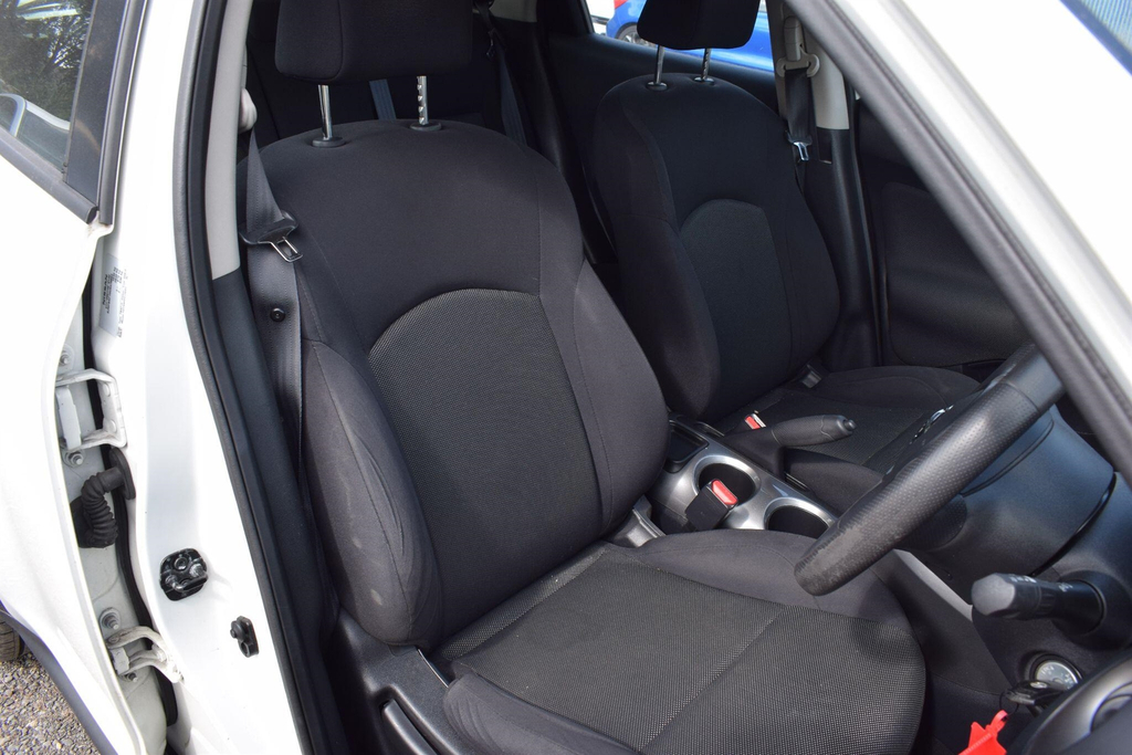 Nissan Juke 1.5 Dci Acenta Premium Silver #18