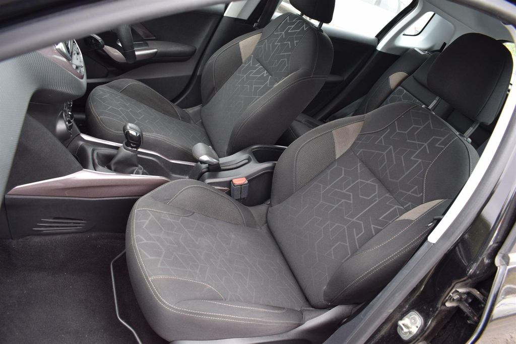 Peugeot 2008 Hdi Active Grey #22
