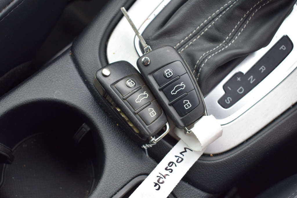 Audi Q3 Se 1.4 Tfsi Cylinder On Demand 150 Ps 6-Speed Blue #38