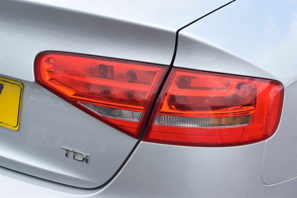 Audi A4 2.0 Tdi Se Technik Euro 5 Ss Silver #6