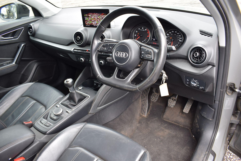 Audi Q2 1.4 Tfsi Cod Edition 1 Euro 6 Ss ST67VGZ Grey #3