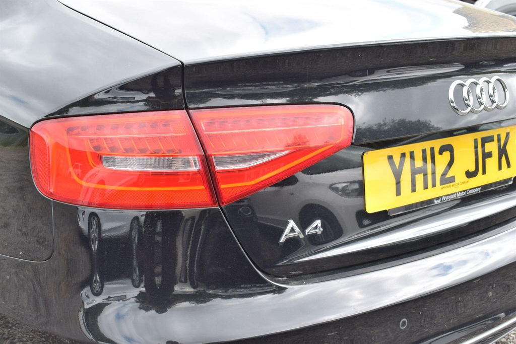 Audi A4 Avant 3.0 Tdi Quattro Black Edition S Tronic 1 Black #6