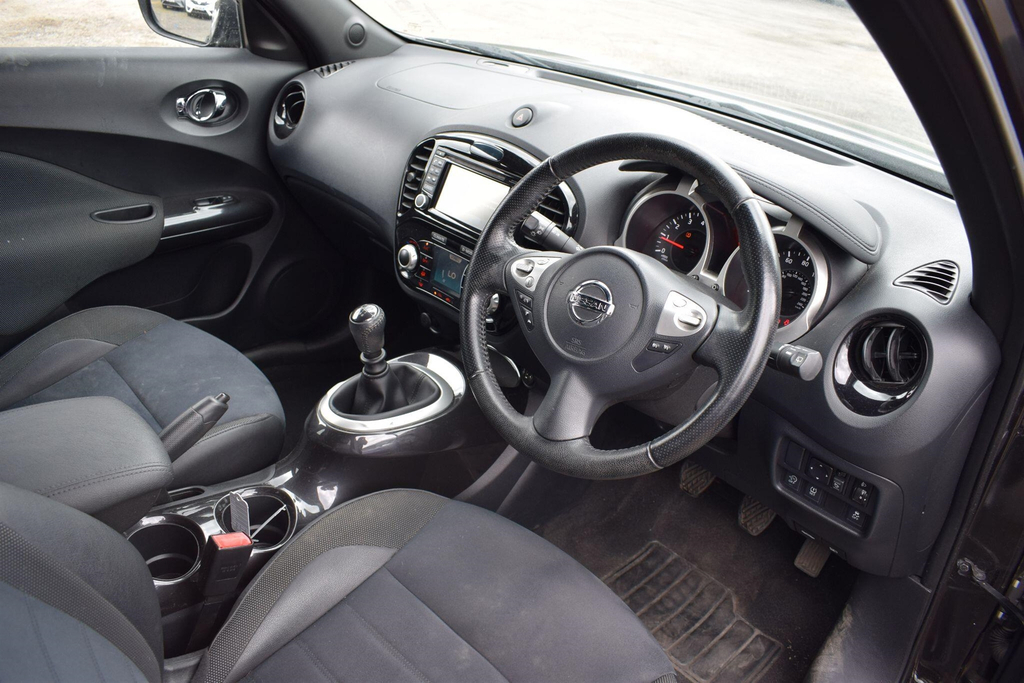 Nissan Juke 1.2 Dig-t N-connecta Euro 6 Ss Black #3