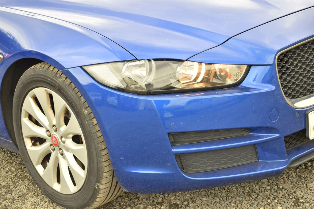 Jaguar XE 2.0D Prestige Euro 6 Ss Blue #5