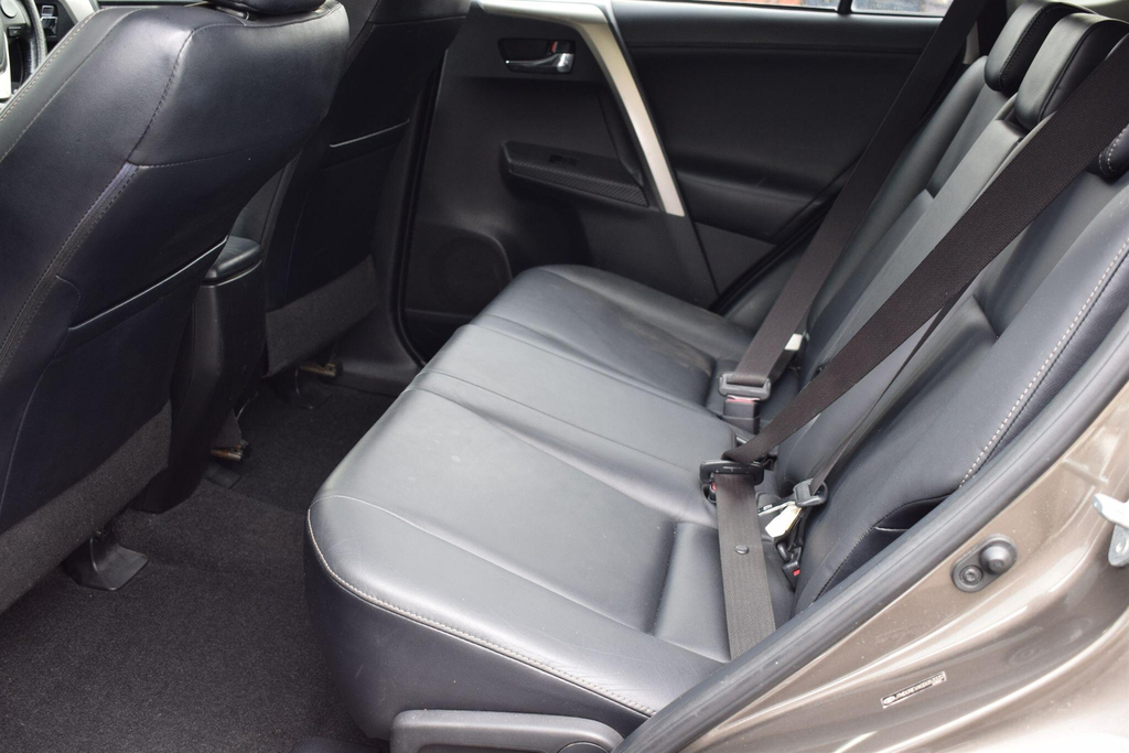 Toyota Rav 4 2.2 D-cat Invincible White #27