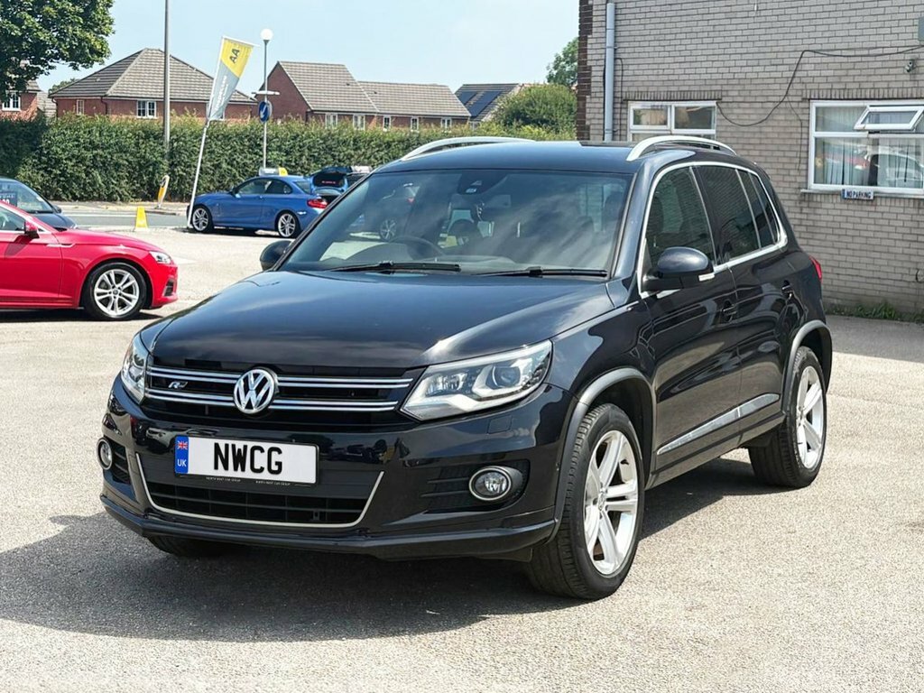 Volkswagen Tiguan 2L R-line Edition JC54BUR Black #4