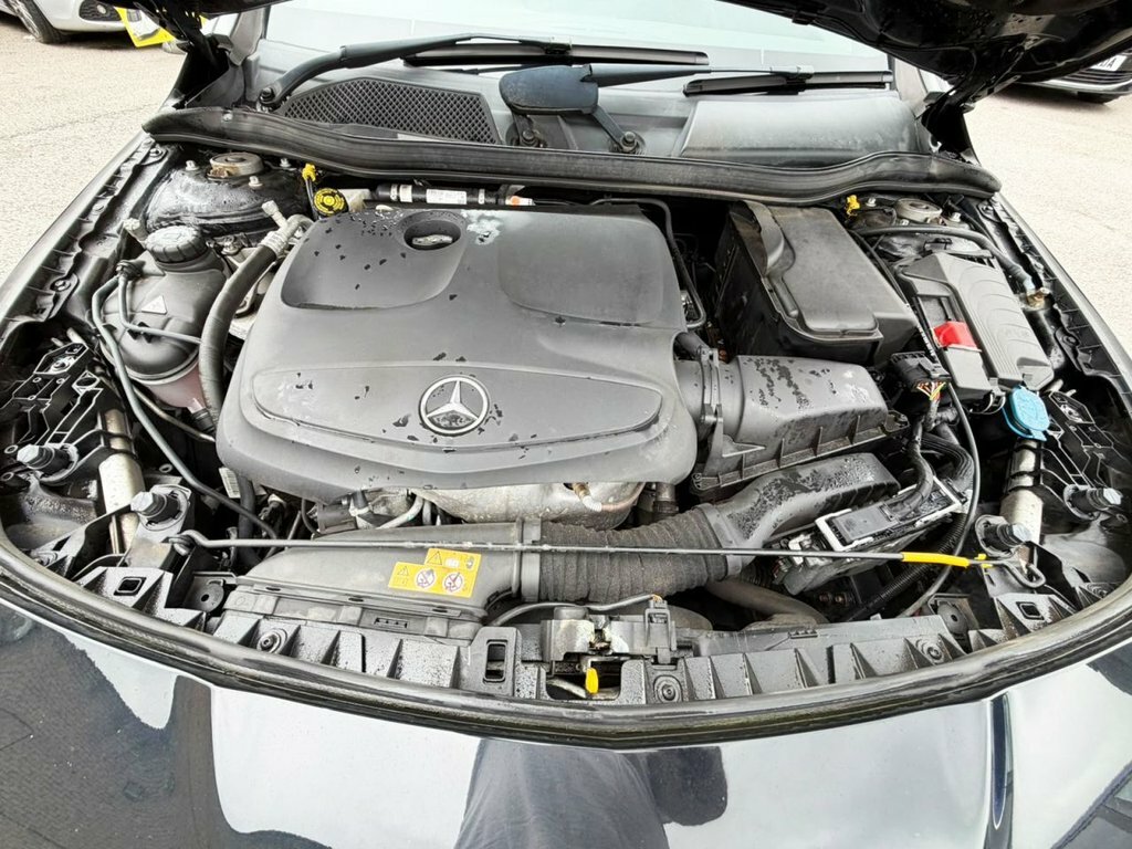 Mercedes-Benz CLA Class 1.6L Sport RF17VMJ Black #4