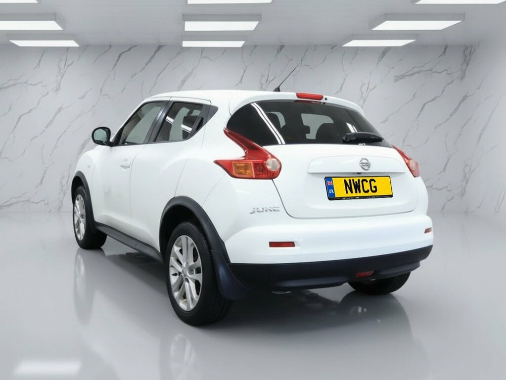 Nissan Juke 1.6L Acenta Premium RO12UZA White #3