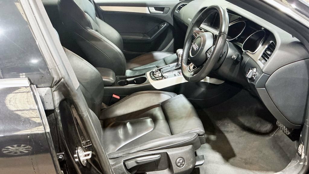 Audi A5 2L S Line Black #6