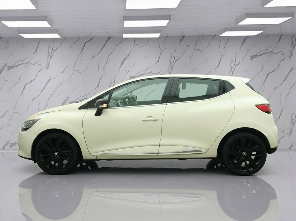 Renault Clio 0.9L Iconic 25 Nav White #5