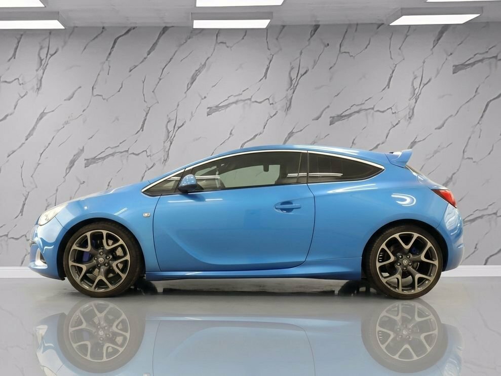 Vauxhall Astra GTC 2L Vxr Blue #5