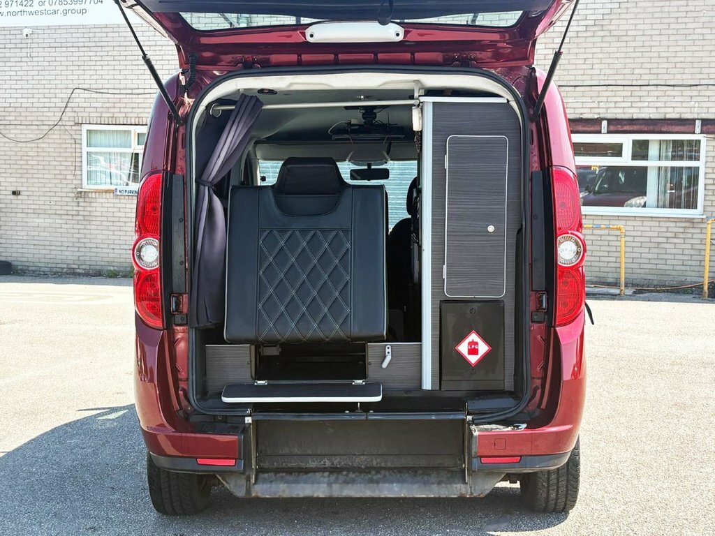Fiat Doblo Mylife 5-Door Wheelchair Accessible Vehicle. New C Blue #9