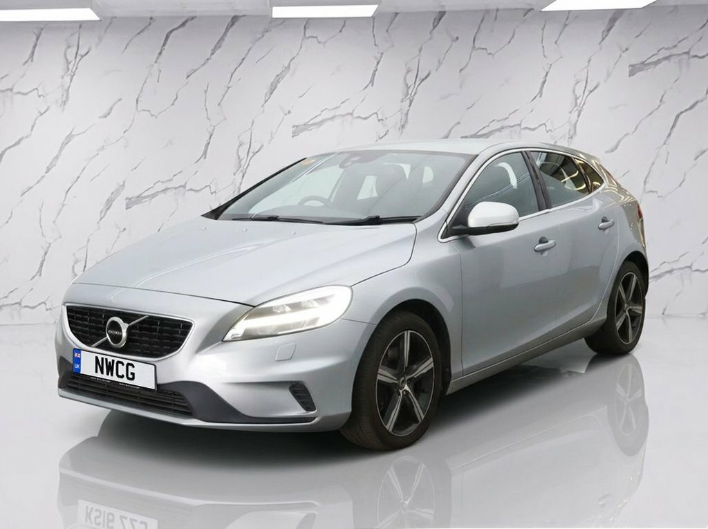 Volvo V40 2L R-design Silver #2