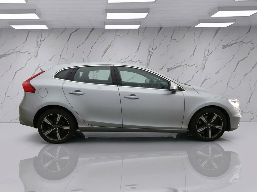 Volvo V40 2L R-design Silver #6