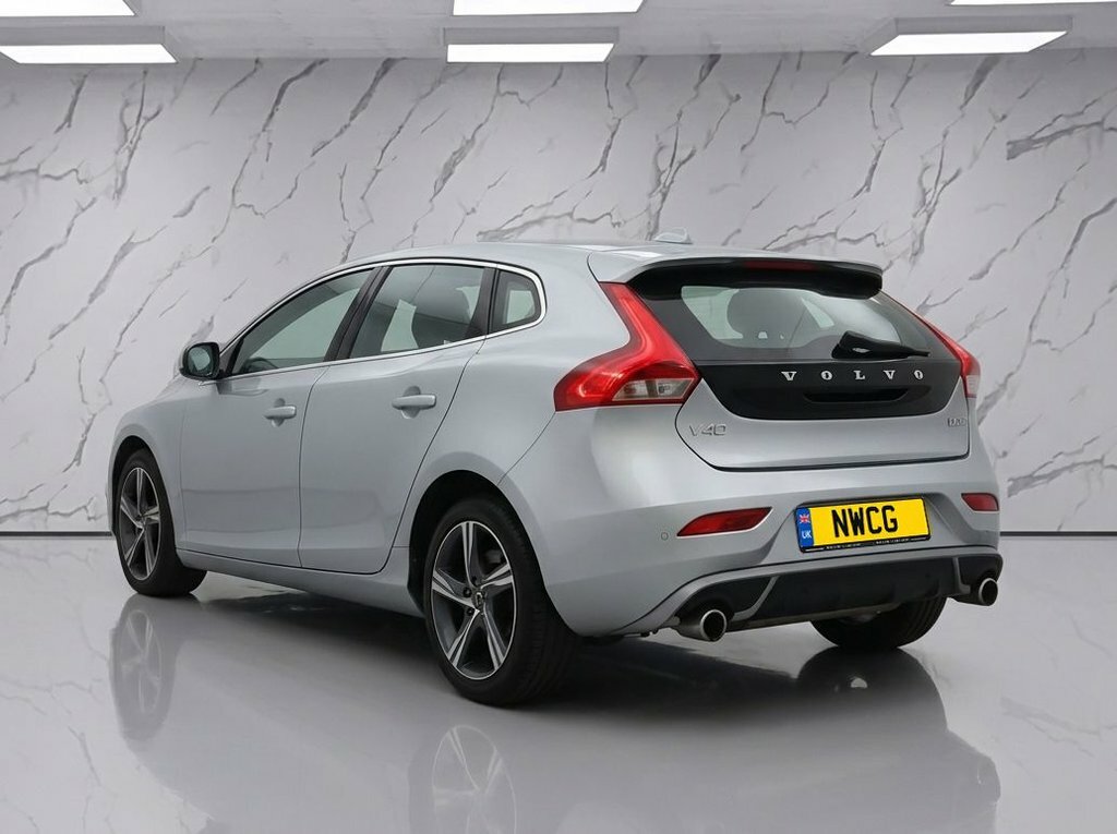 Volvo V40 2L R-design Silver #3