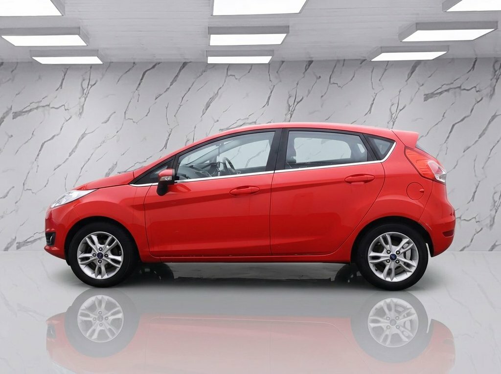 Ford Fiesta 1L Zetec Red #4