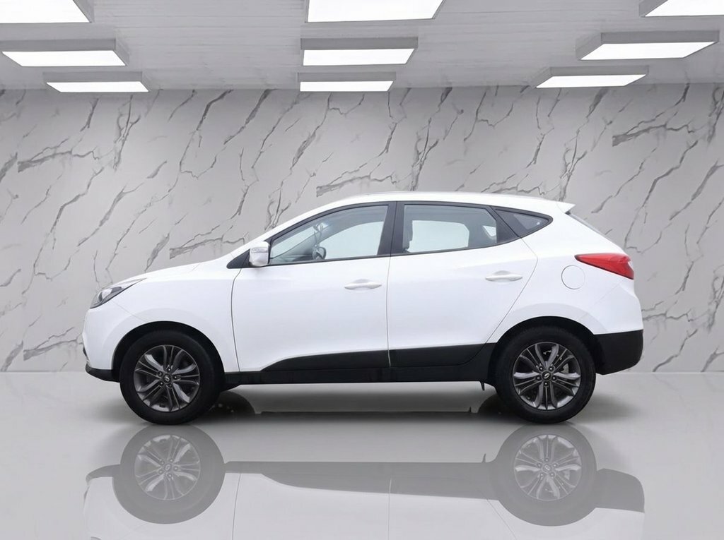 Hyundai Ix35 1.7L Se White #5