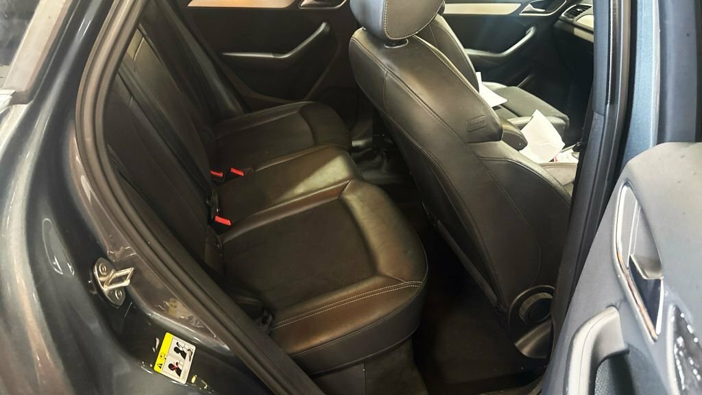 Audi Q3 Tdi Quattro Se Black #10